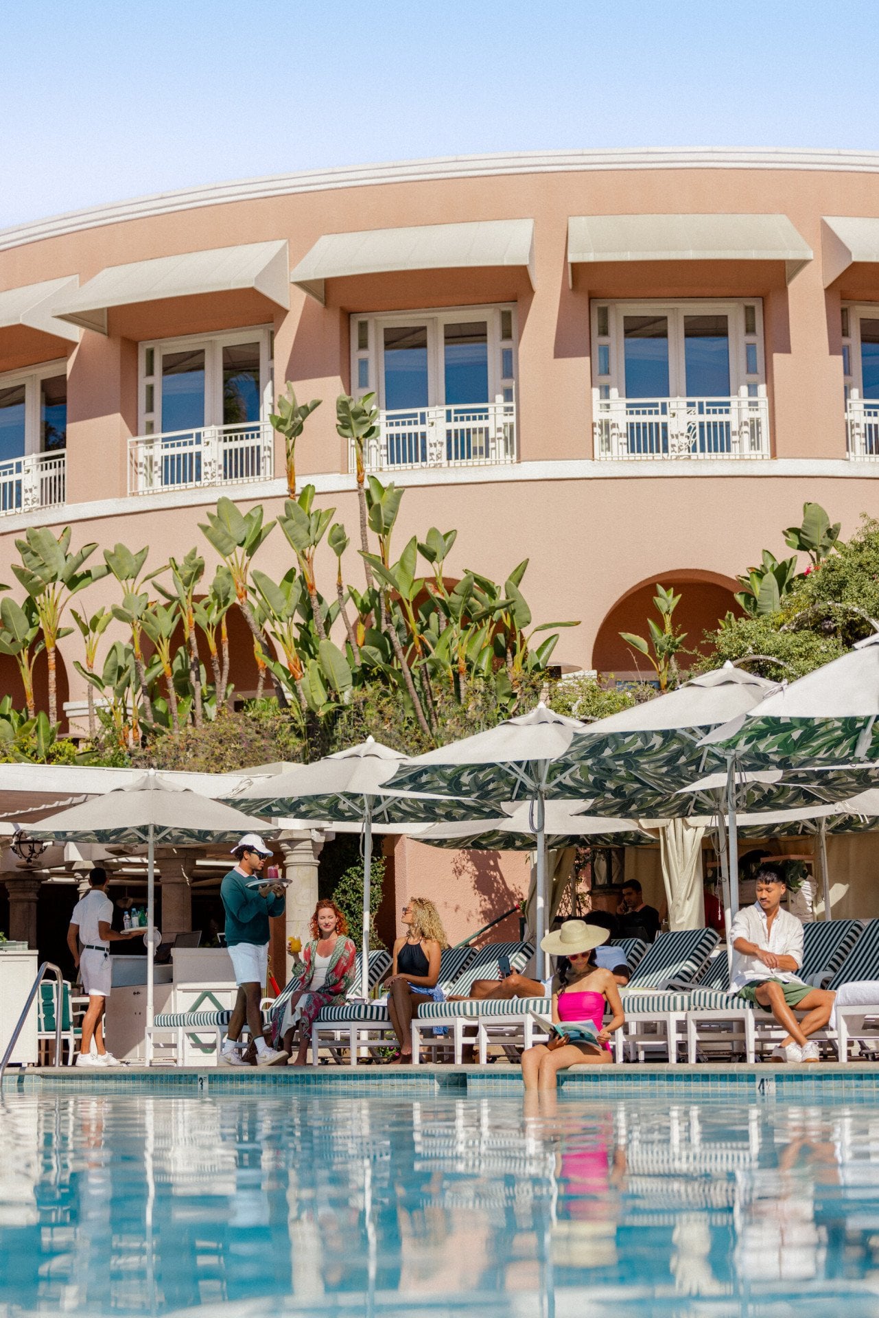 Poolside dining at The Beverly Hills Hotel, Beverly Hills 