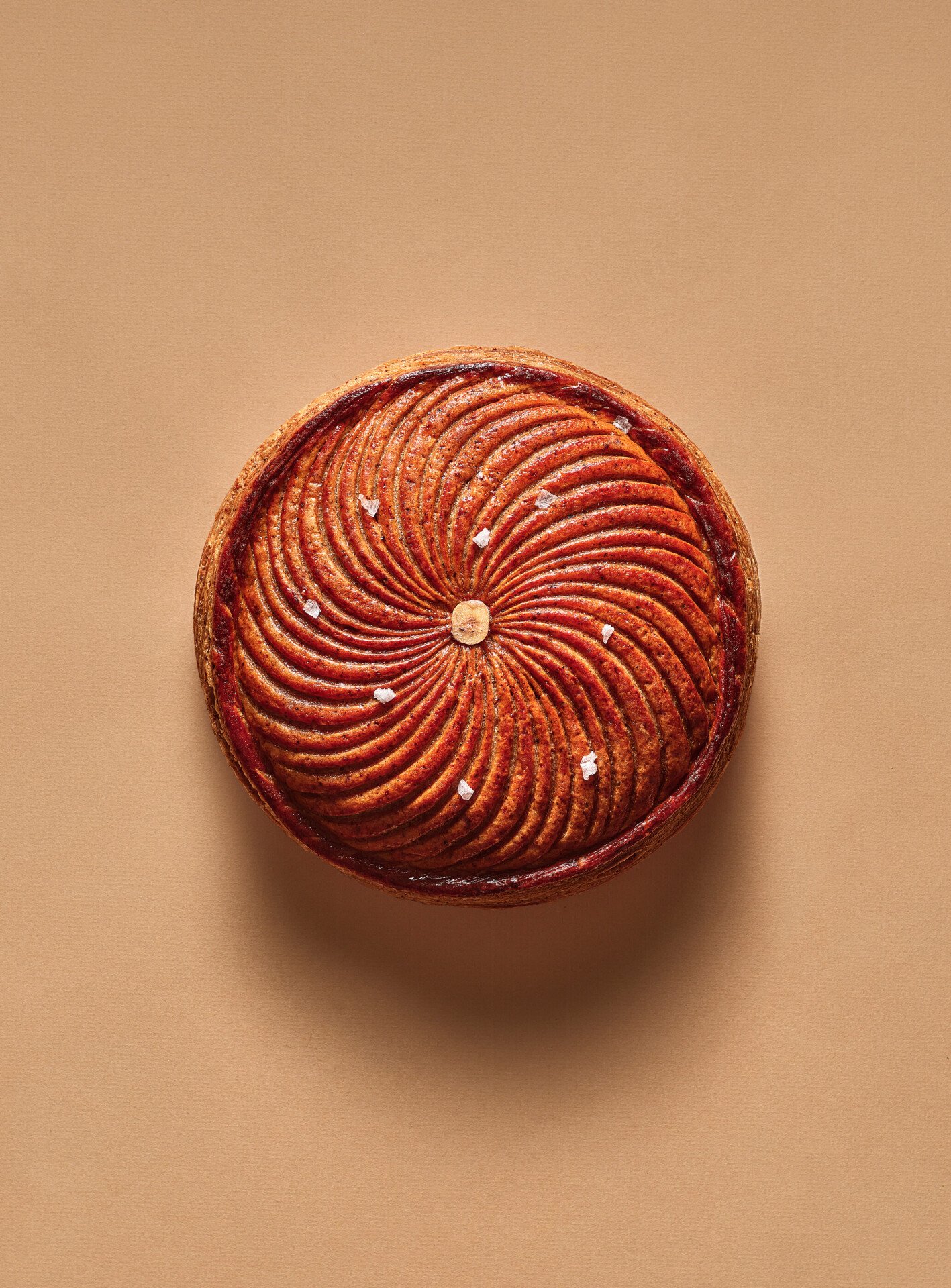 Picture of the Plaza Athenee's King Cake 2023