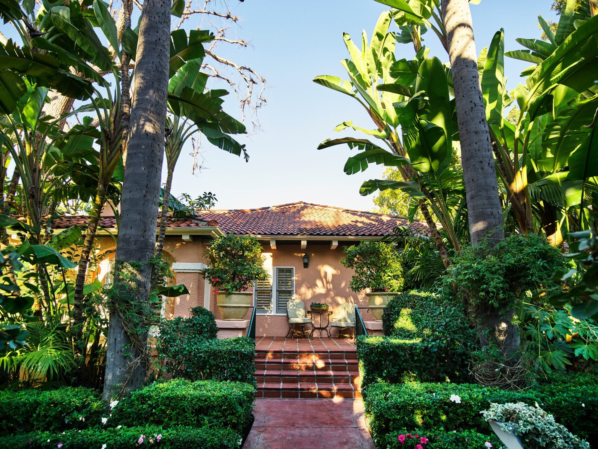 Bungalow 3A Exterior and lush foliage, The Beverly Hills Hotel, Los Angeles 