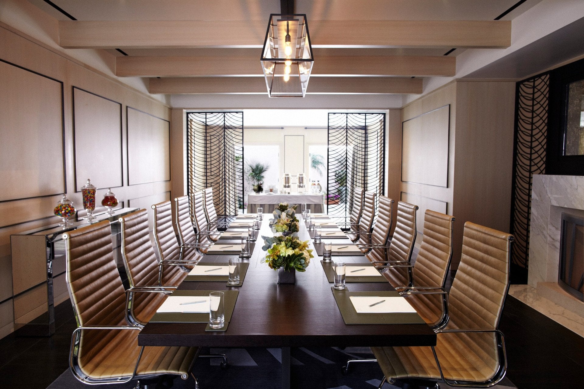 The Palm Room meeting space 