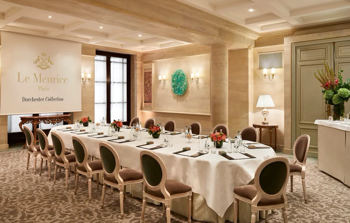 Meeting room at the Salon du jeu de paume with large screen for presentations, Le Meurice