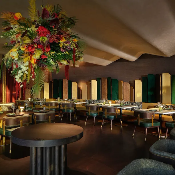 صورة لـ Jara by Martín Berasategui وهو يصمم التصميم الداخلي والكوكتيل والطعام في فندق Lana، دبي، Dorchester Collection