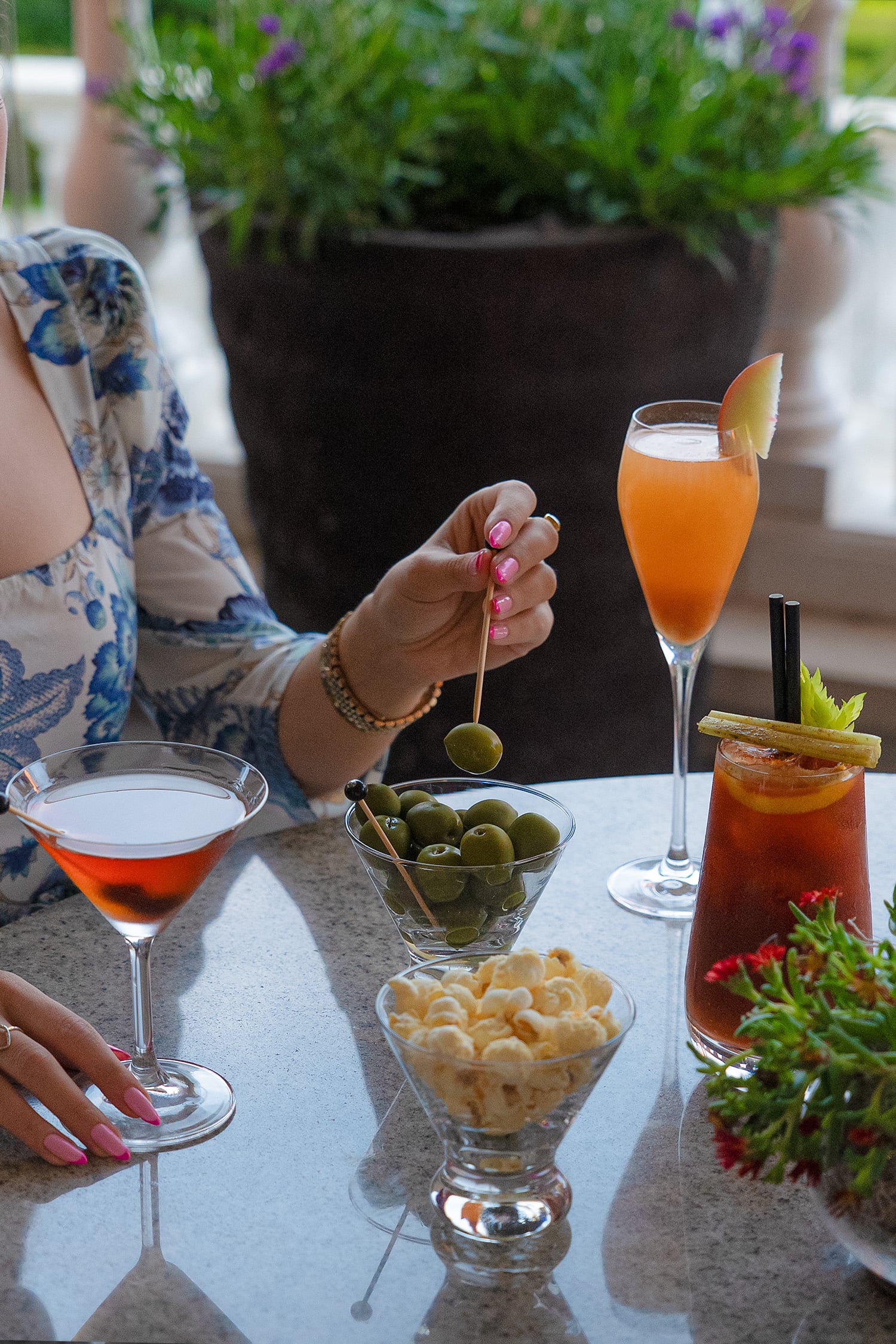 Cocktails and bar bites at The Bar at Coworth Park 