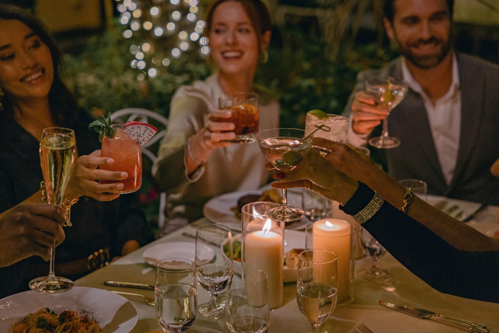 Dining in the Polo Lounge, The Beverly Hills Hotel, Beverly Hills 