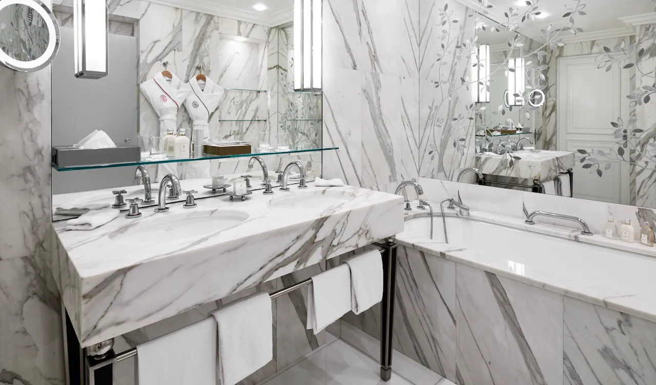 La salle de bain de la Suite prestige.