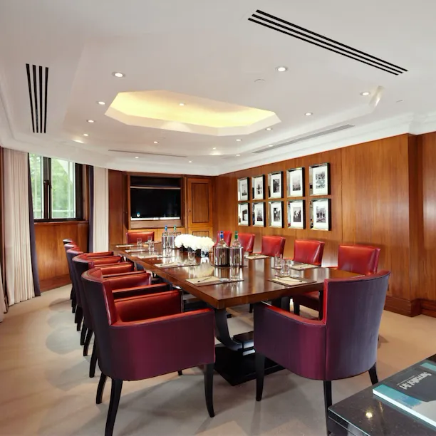 The Dorchester-Boardroom, meeting setup