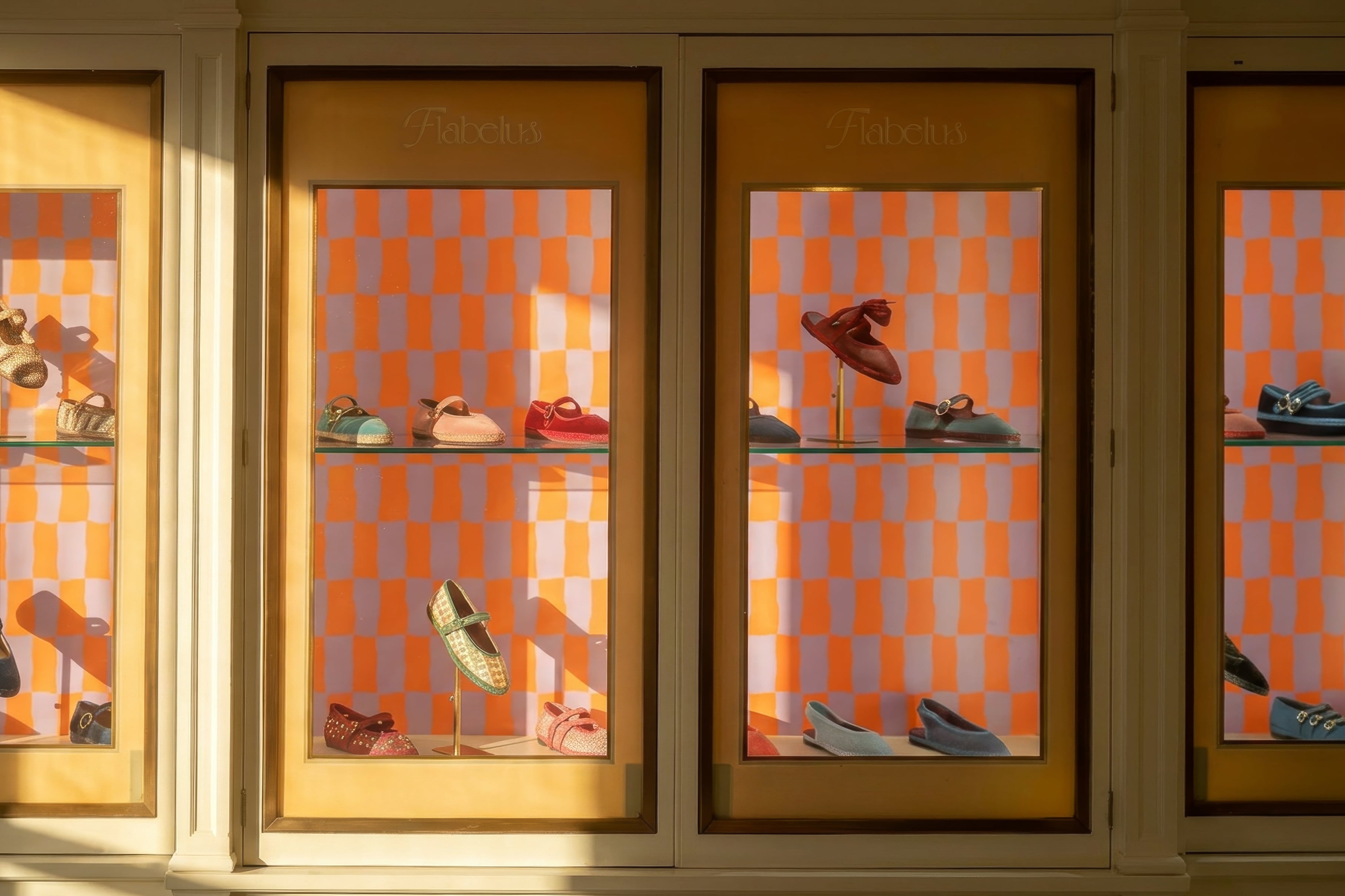 The Dorchester Flabelus Showcases 