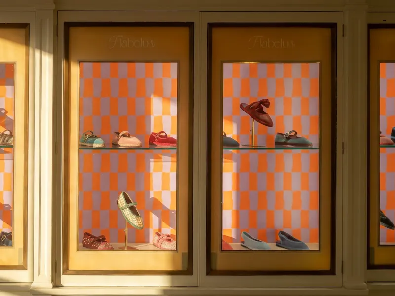 The Dorchester Flabelus Showcases