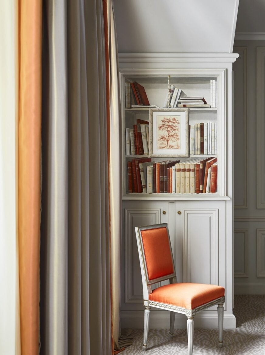 Detalhes da Suite Superior no Hôtel Plaza Athénée.