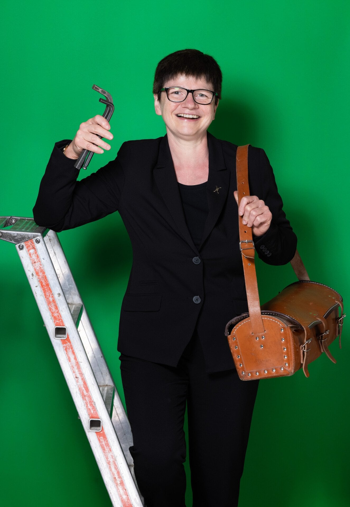 Helen Dufosse Engineer at Le Meurice on a ladder