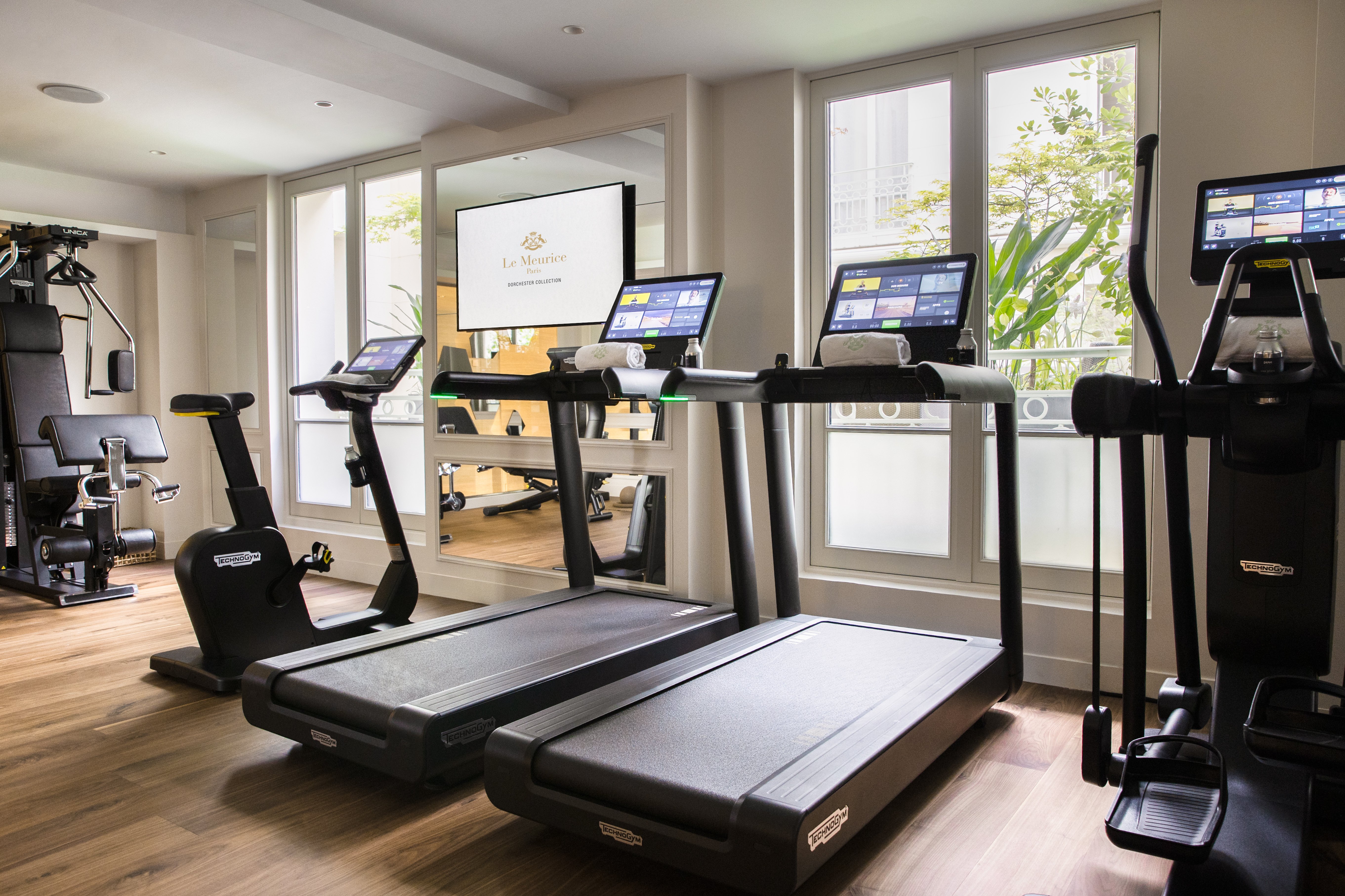 Overview of the fitness machines at Spa Valmont.