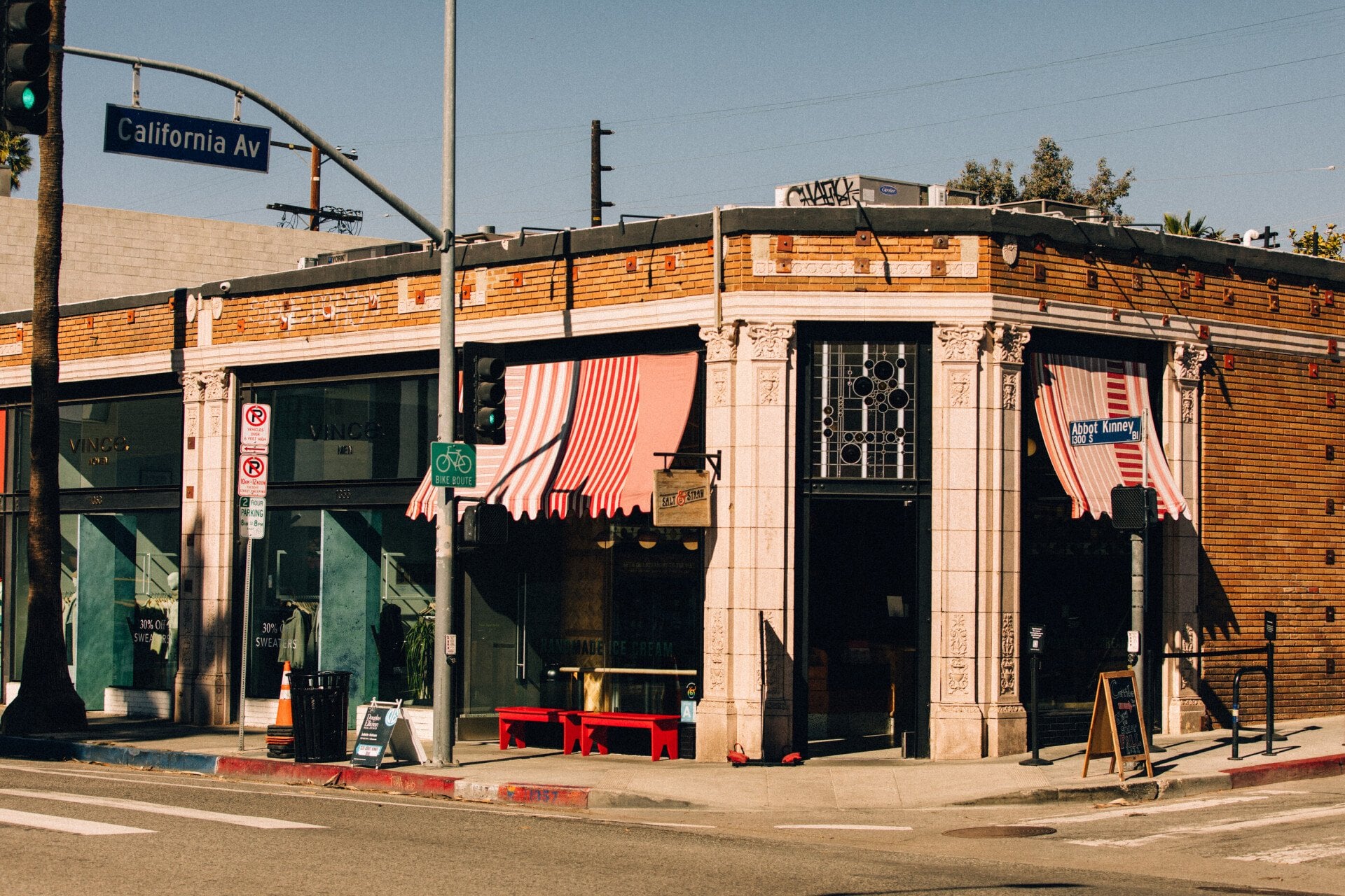 LA city image