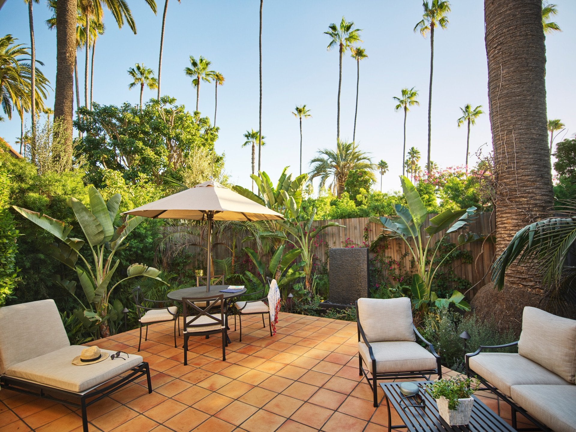 7A Deluxe Bungalow Suite Patio at The Beverly Hills Hotel, Los Angeles 