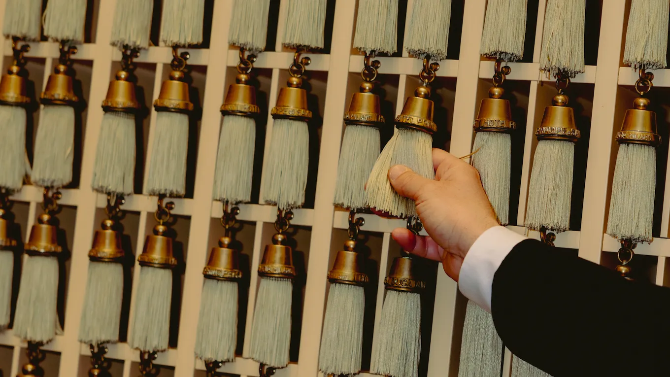 keys at concierge desk