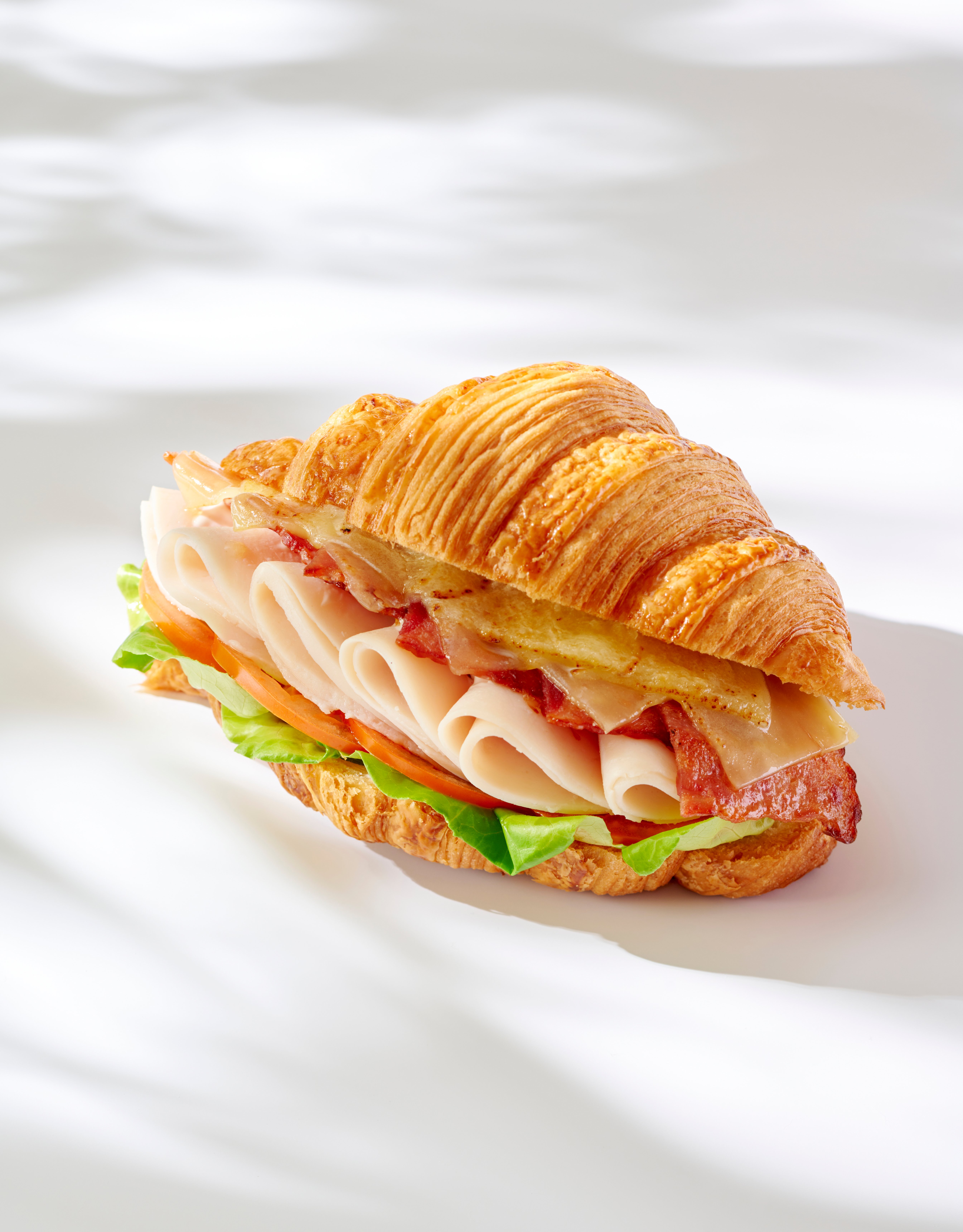 A close up in the BLT sandwich