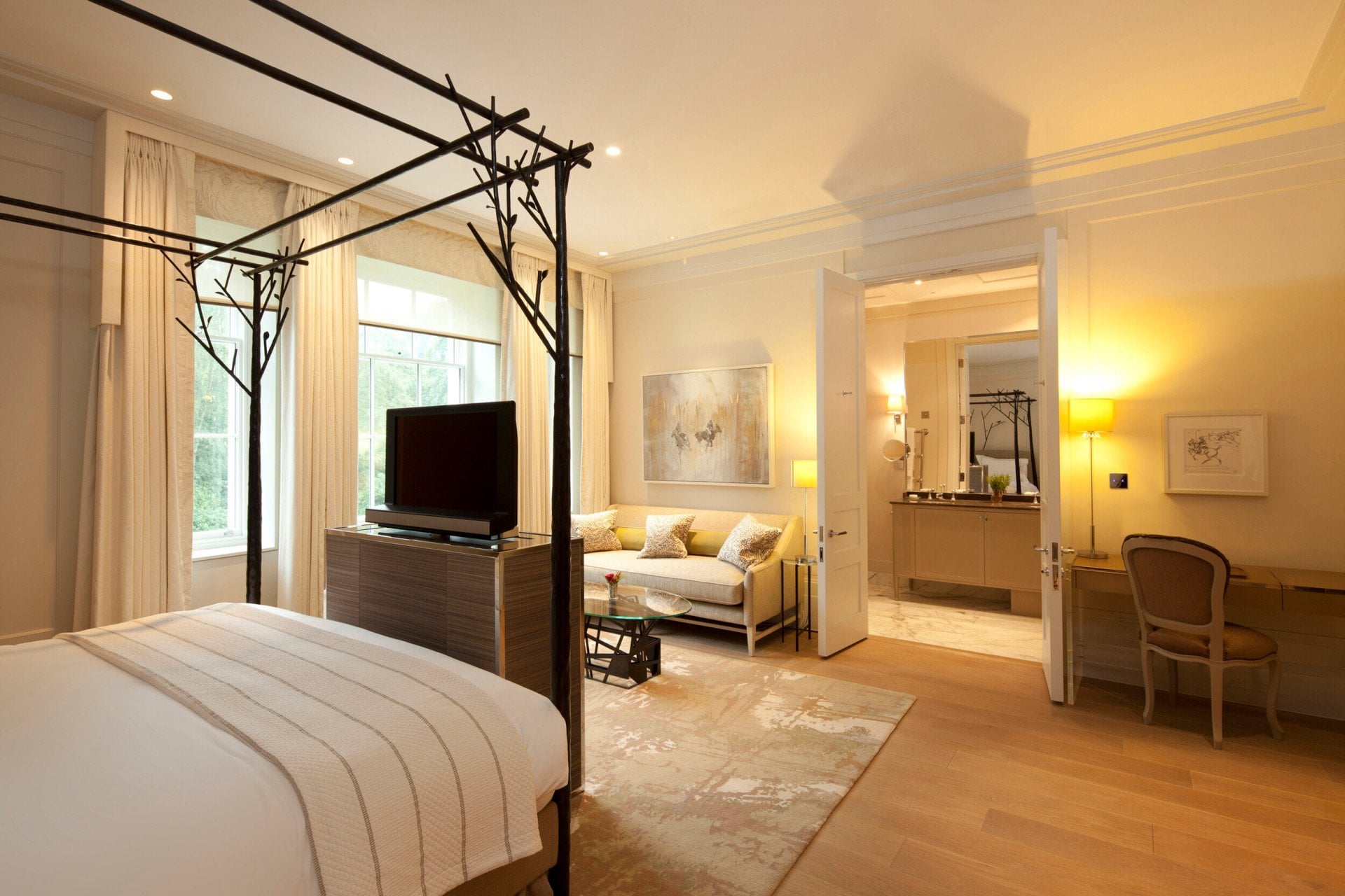 Mansion House Deluxe room interior, Coworth Park