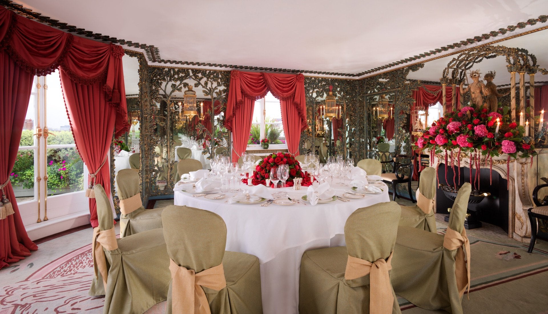 Event dinner setup in the Penthouse. 
