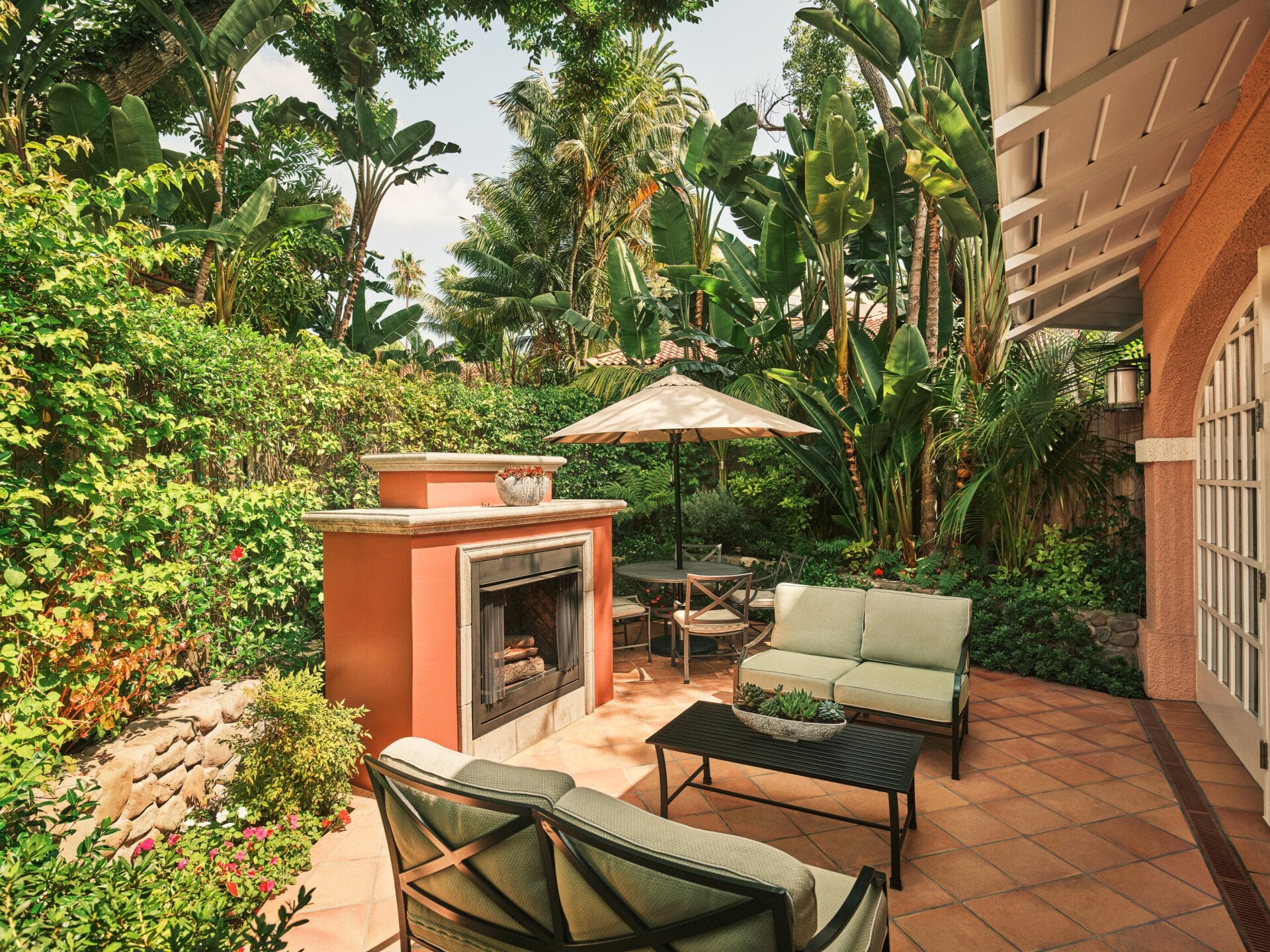 Bungalow 22A patio 