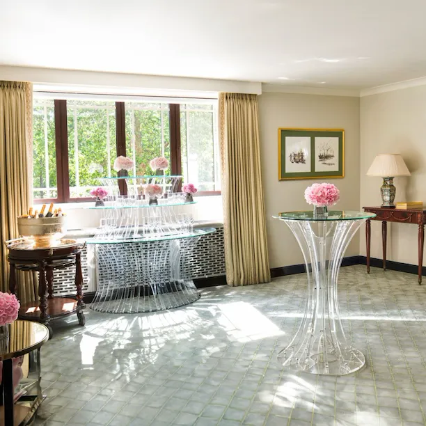Park Suite Right